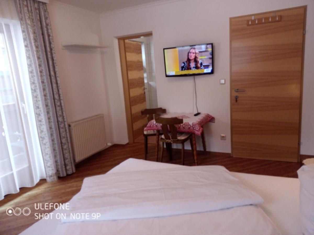 Haus Hoeller Клайнарл Екстериор снимка
