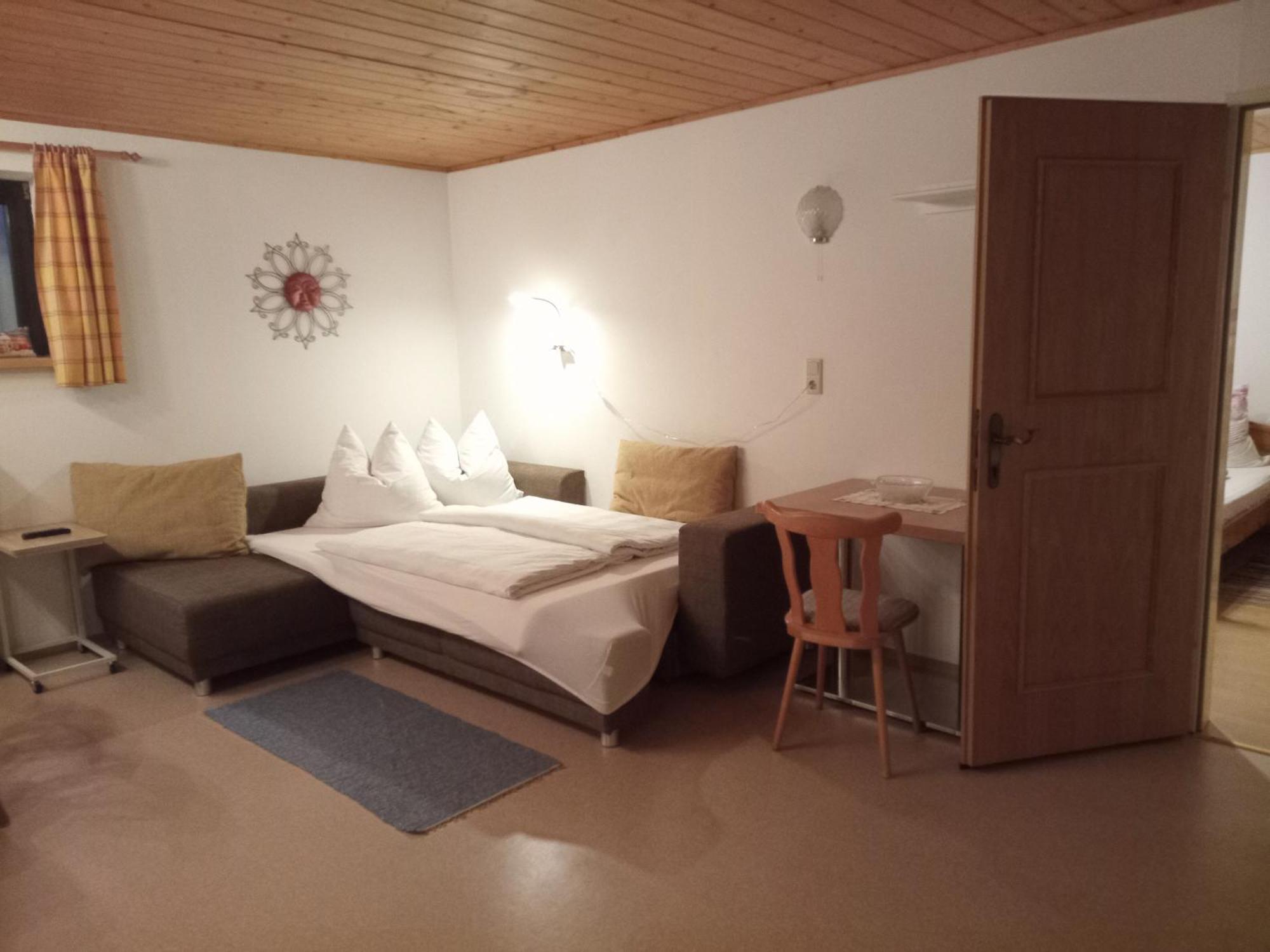 Haus Hoeller Клайнарл Екстериор снимка