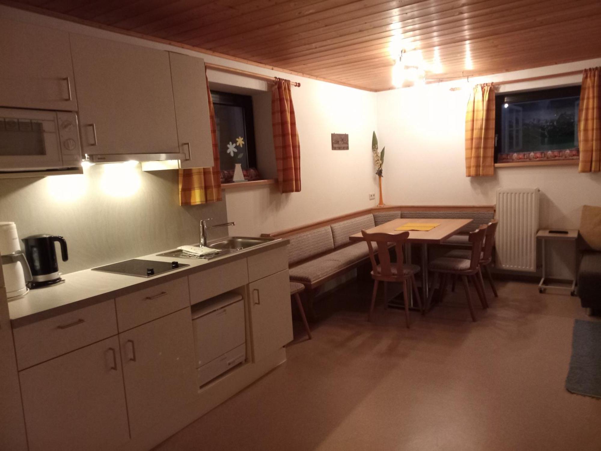 Haus Hoeller Клайнарл Екстериор снимка