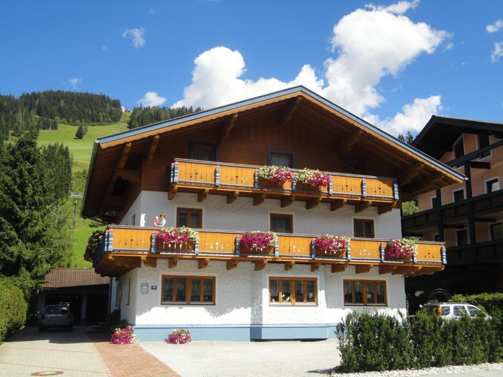 Haus Hoeller Клайнарл Екстериор снимка