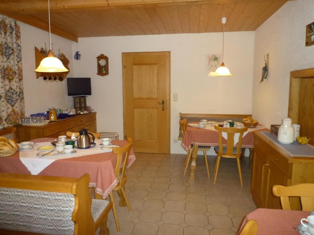Haus Hoeller Клайнарл Екстериор снимка